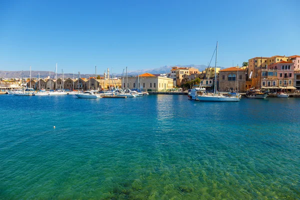 Pohled na starý přístav v Chania, Řecko — Stock fotografie