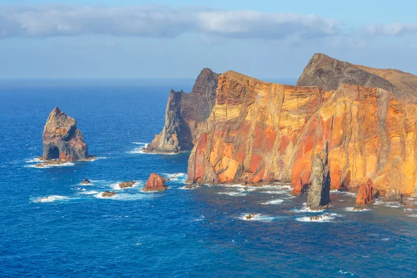 Klippen am Ponta de Sao Lourenco, Madeira, Portugal — Stockfoto