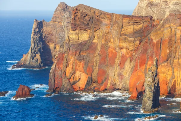 Klippen am Ponta de Sao Lourenco, Madeira, Portugal — Stockfoto