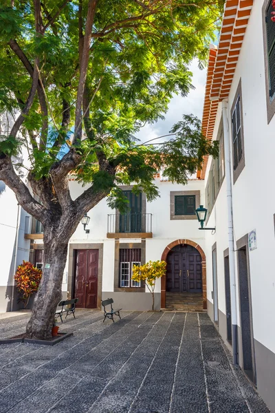 Chiesa cattolica a Funchal, Isola di Madeira, Portogallo — Foto Stock