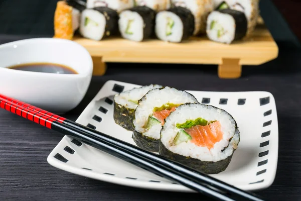 Suşi, Japon deniz ürünleri — Stok fotoğraf
