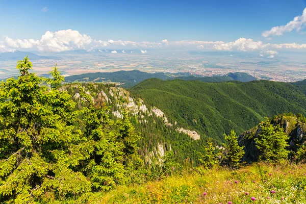 Vista dal Massiccio di Postavarul, Poiana Brasov, Romania — Foto Stock