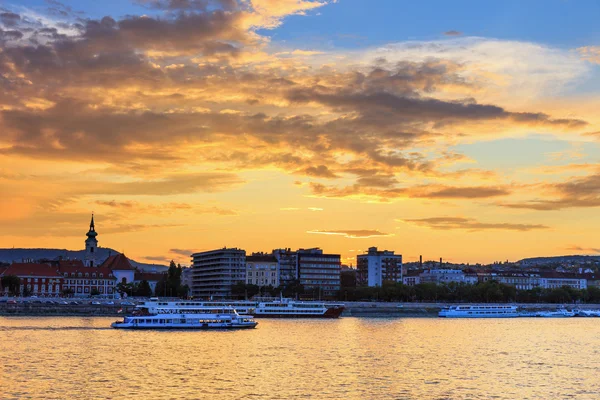 Panorama de Budapest al atardecer, Hungría —  Fotos de Stock