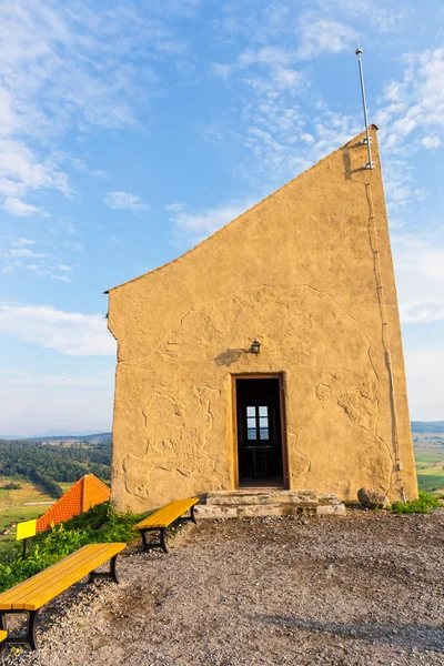 Castelo de Rupia perto de Brasov, fortaleza medieval — Fotografia de Stock