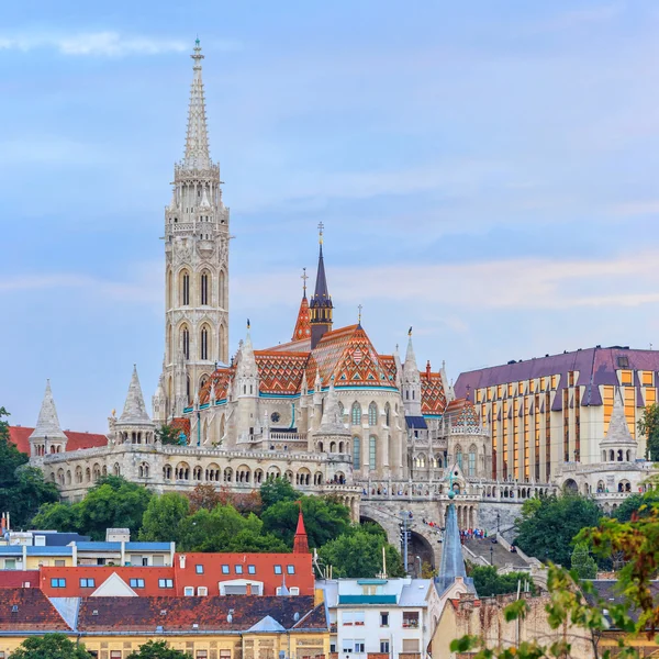 Budapeşte, Macaristan kilisede matthias ile görüntüleme — Stok fotoğraf