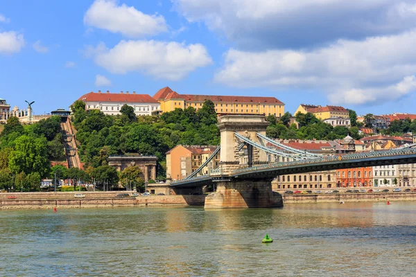 Kettenbrücke in Budapest, Ungarn — Stockfoto