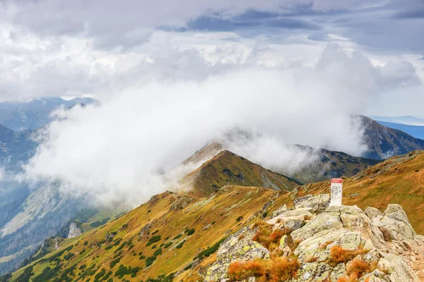 Röda toppar, Tatrabergen, Polen — Stockfoto