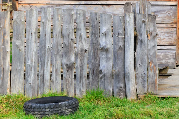 Vecchia recinzione in legno — Foto Stock