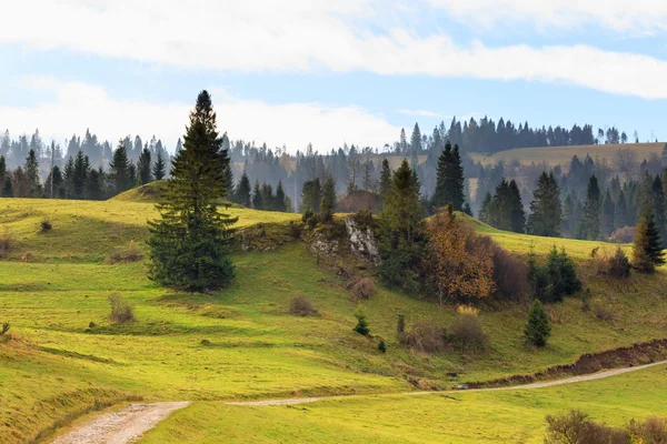 Jesień krajobraz górski, Pieniny, Polska — Zdjęcie stockowe
