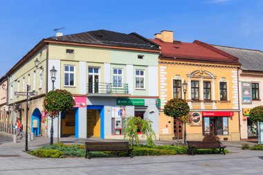 Wadowice, Polonya - 07 Eylül 2014: turist ziyaret wadowice şehir merkezi. Wadowice yer doğum Papa John paul II