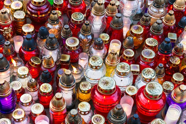 Bougies dans le cimetière — Photo