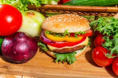 taze sebze, ev yapımı hamburger yakın çekim 