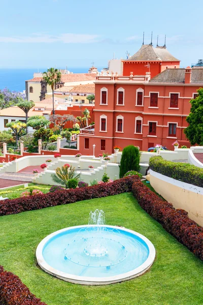 Botaniska trädgården i La Orotava stad, Tenerife, Kanarieöarna — Stockfoto