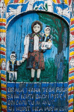 Sapanta, Romanya - 04 Temmuz, 2015-neşeli mezarlığı Sapanta in, Maramures, Romanya. Bu mezarlık Romanya ve dünyada benzersizdir.