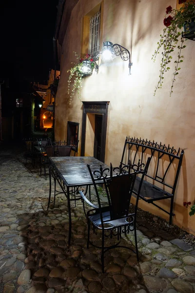 Bar cafetería de la calle por la noche, Rumania —  Fotos de Stock