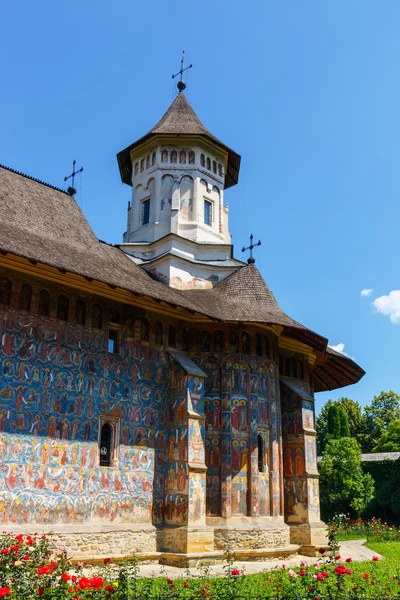 Het Moldovita-klooster is een Roemeens-Orthodox klooster gelegen in de gemeente Vatra Moldovitei, Suceava County, Moldavië, Roemenië — Stockfoto