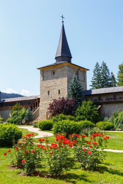 Sucevita Manastırı Sucevitai, Suceava County, Moldovya, Romanya komün içinde yer alan bir Romanya Ortodoks Manastırı olduğunu