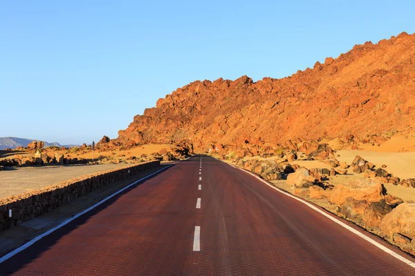 Nascer do sol na caldeira do Vulcão El Teide, Tenerife, Espanha — Fotografia de Stock