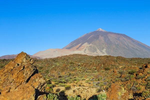 Vista del Volcán El Teide en Tenerife, Islas Canarias, España — Foto de Stock