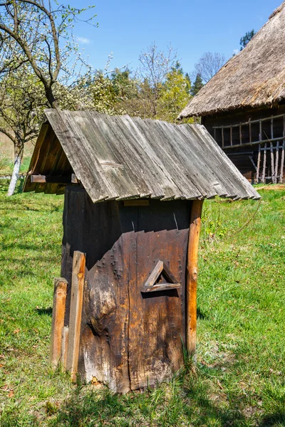 Old traditional apiary, close up — Stockfoto