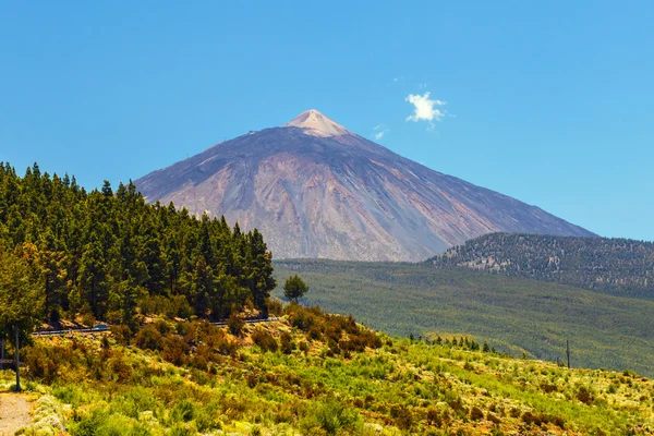 Widok na wulkan El Teide na Teneryfie, Wyspy Kanaryjskie, Hiszpania — Zdjęcie stockowe