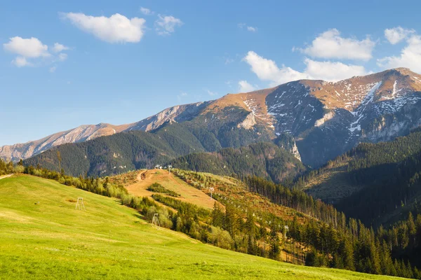 Widok na Tatry Bielskie, na Słowacji — Zdjęcie stockowe