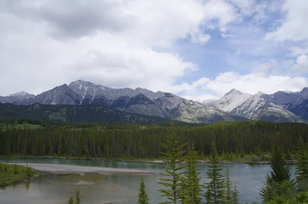 Εθνικό Πάρκο Banff, Αλμπέρτα, Καναδάς. — Φωτογραφία Αρχείου