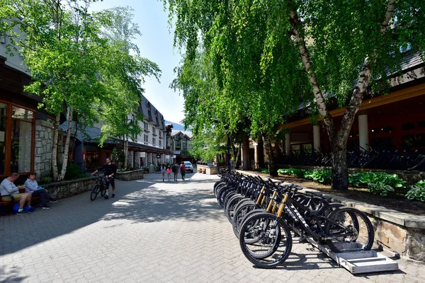 Whistler British Columbia Canadá Mayo 2019 Turistas Visitantes Ciudad Whistler —  Fotos de Stock