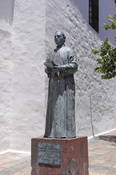 Statuen til ære for Jose Torres Padilla, San Sebastian de Gom – stockfoto