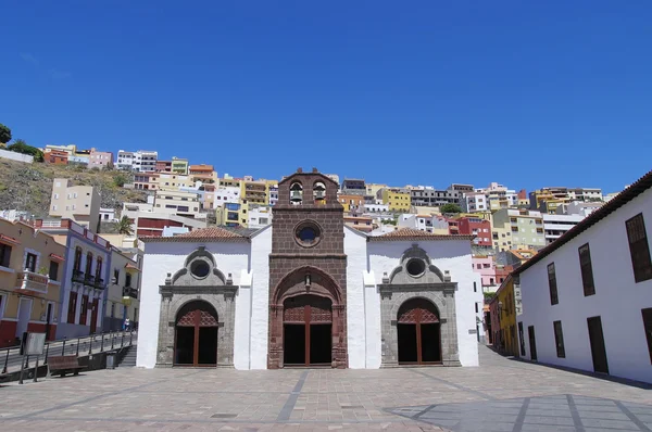 Церковь "Нуэстра-де-ла-Асунсьон" в Сан-Себастьяне-де-ла-Феэра, Канарские острова — стоковое фото