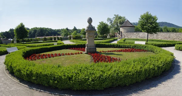 Le parc près du château Cerveny Kamen Images De Stock Libres De Droits