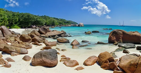 Spiaggia di Anse Lazio sull'isola di Praslin, Seychelles. — Foto Stock