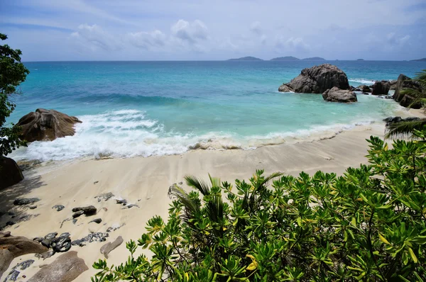 Spiaggia di Anse Patates, Isola di La Digue, Seychelles — Foto Stock