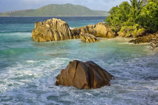 Spiaggia di Anse Patates, Isola di La Digue, Seychelles — Foto Stock