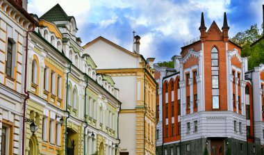 Kiev St Andrew's kökenli Caddesi üzerinde eski evleri