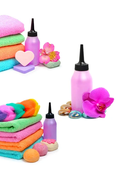 Kleurrijke gestapelde spa handdoeken — Stockfoto