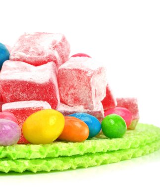 Renkli karamel ile Türk tatlı sevindirdi