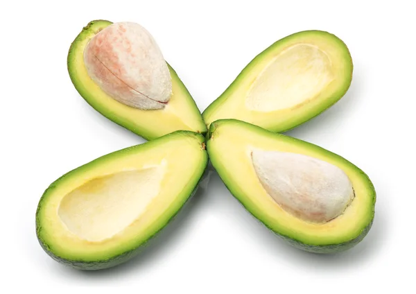 Metà di avocado fresco isolato su sfondo bianco — Foto Stock