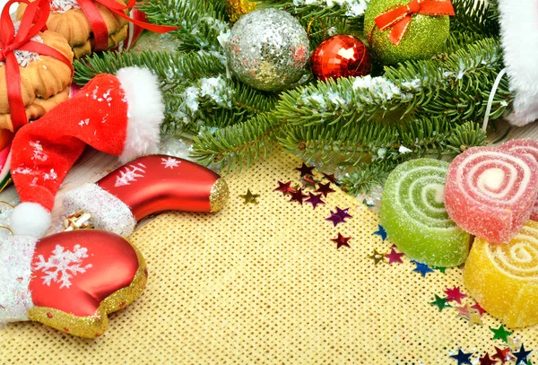 Fondo de Navidad, galletas de Navidad, ramita de pino, dulces, loll —  Fotos de Stock