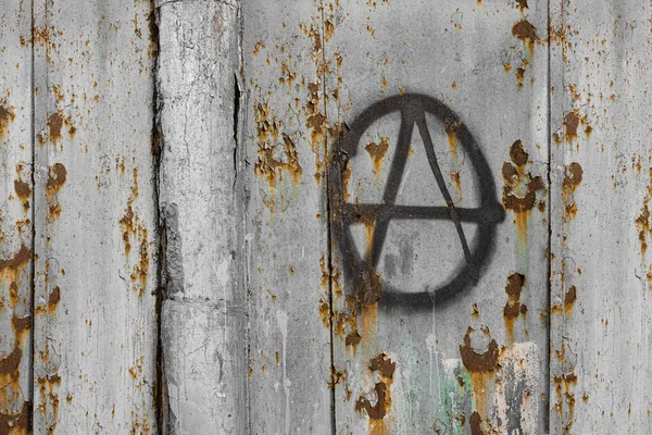 Symbole Noir Anarchie Une Lettre Cercle Peinte Avec Peinture Aérosol — Photo