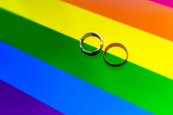 Two Rings Background Lgbt Flag Lgbt Wedding Concept Lgbt Rainbow — Stock Photo, Image