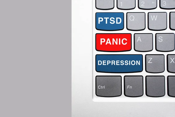 コンピュータのキーボードのPtsd パニック およびうつ病キー 現代の精神疾患の概念は — ストック写真