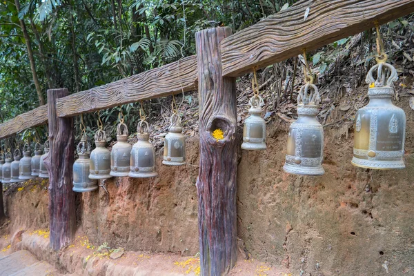 Campane di Wat Khao Khitchakut Phawanaram Immagine Stock