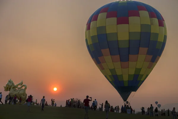 Festival de Balão no Parque da Cidade . Fotos De Bancos De Imagens Sem Royalties