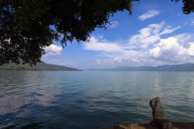 Tuk-Tuk görünümünden Lake Toba için