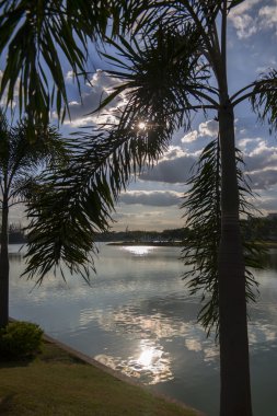 Nong Prajak kamu Park Su birikintisi