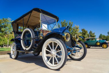 1911 Cadillac 30 Touring klasik otomobil