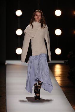 BCBGMAXAZRIA sonbahar 2016 defile