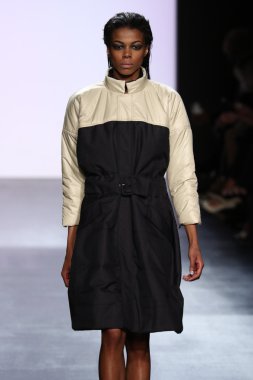 Francesca Liberatore göster