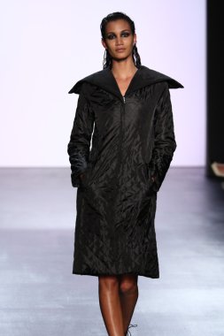 Francesca Liberatore göster